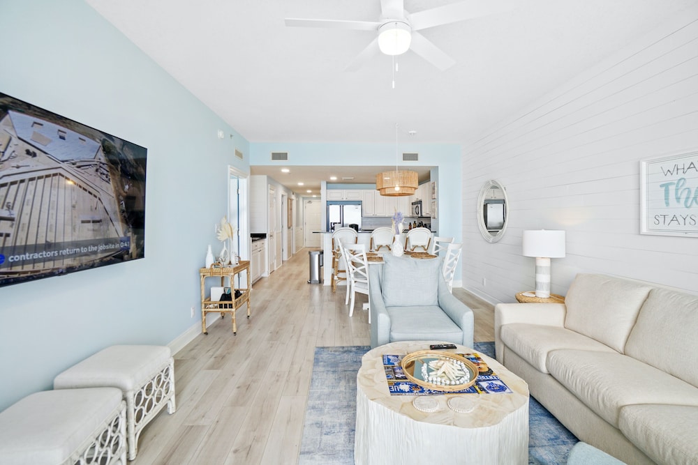 Calypso Beach Resort by Panhandle Getaways