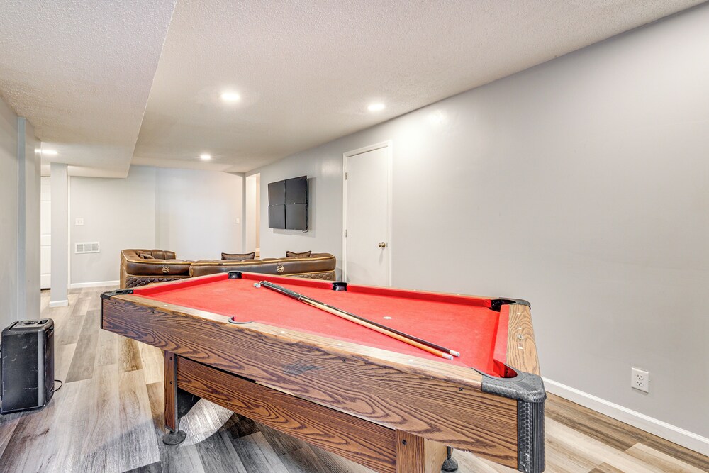 11 Mi to Dtwn Birmingham: Home w / Pool Table!