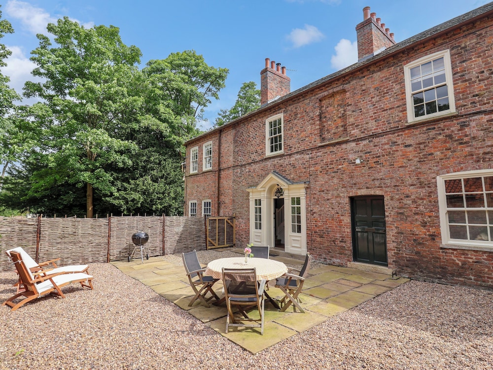 Chauffeurs Cottage
