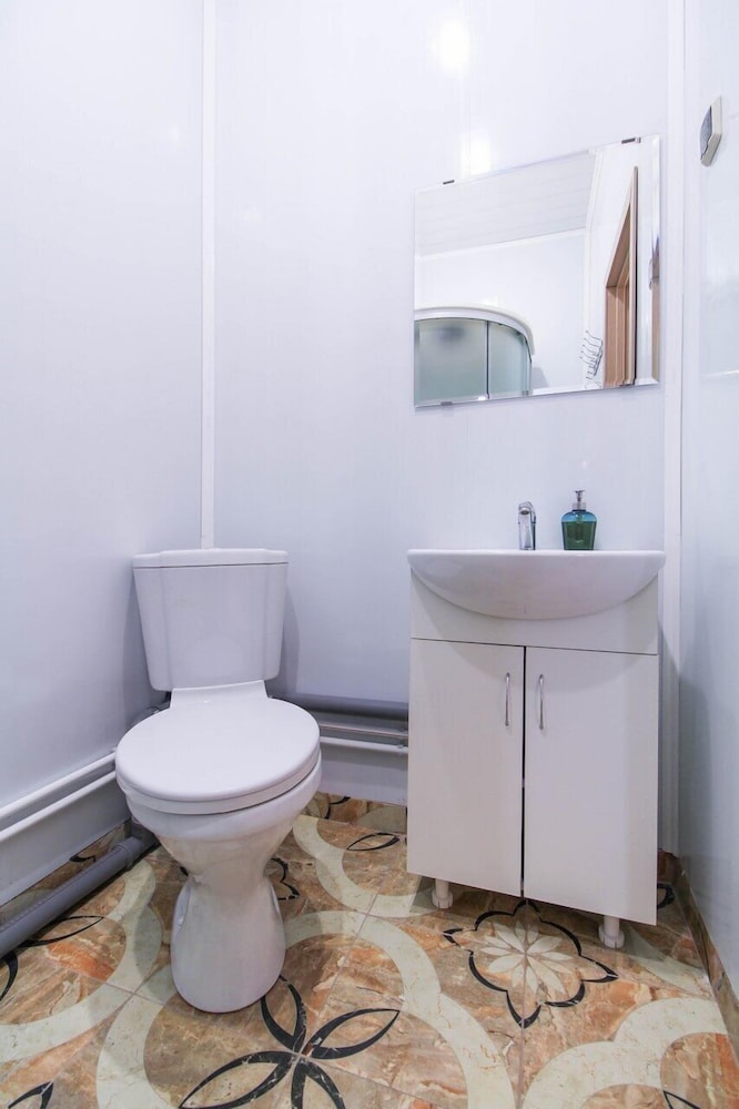 SuperHostel on Nevsky 130