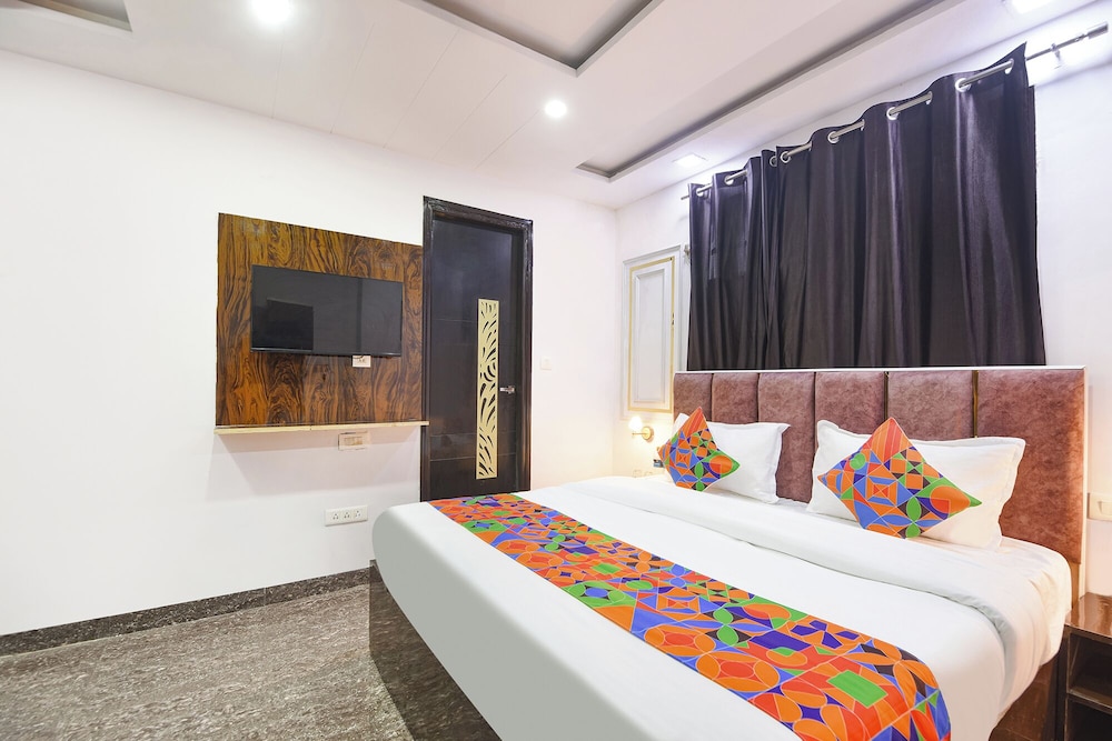 Fabhotel Celebration Home