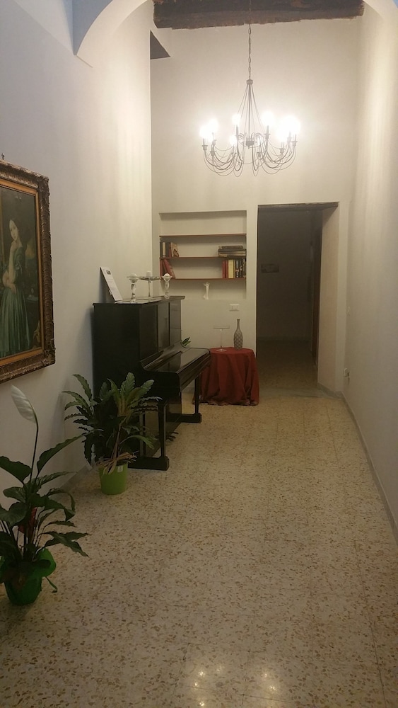 B&B Rochel
