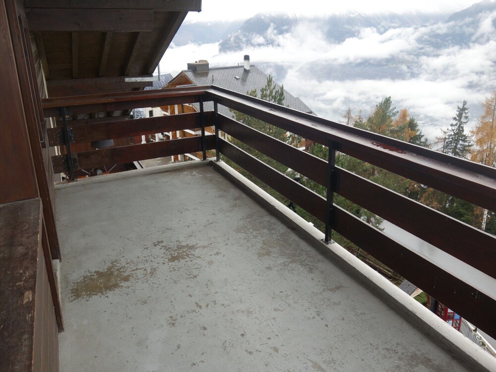 Ski Lift Apartment With Views