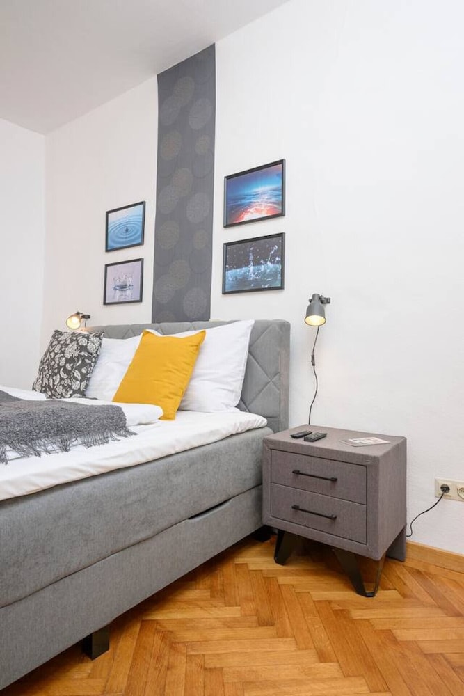 Spacious 2BR Stay for 6 Heart of Mödling