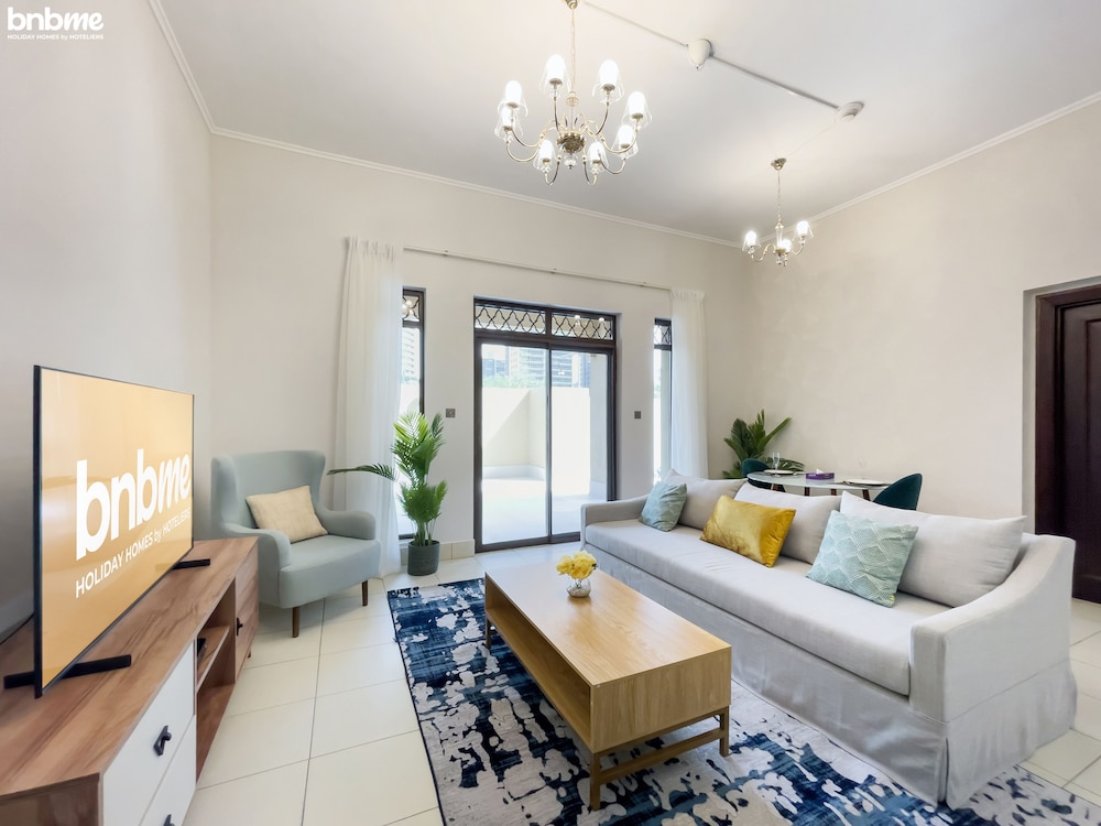 1B-Reehan 5-G08 by bnbme homes