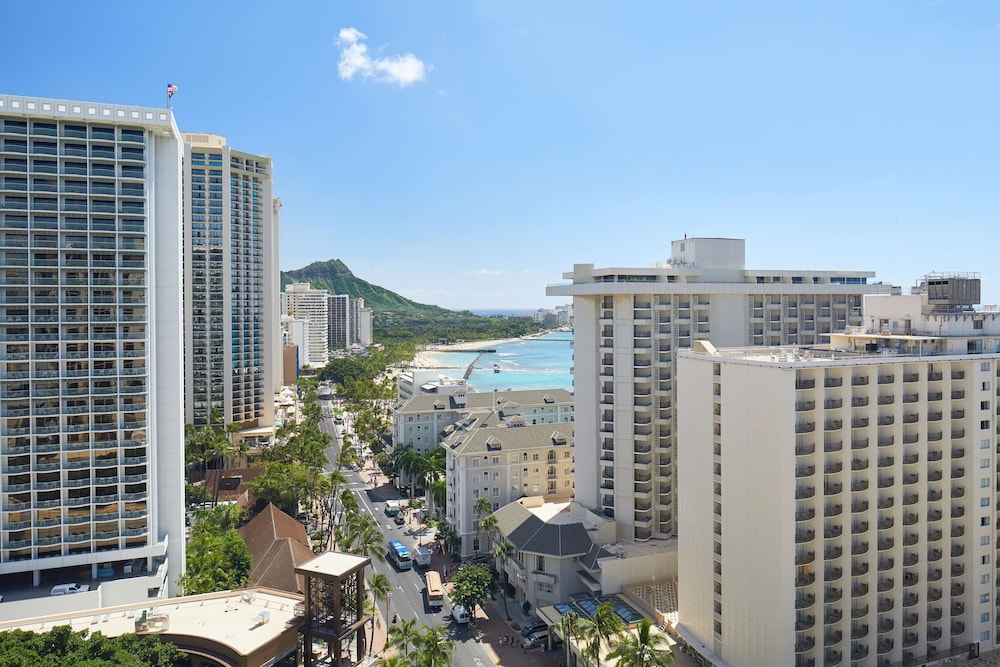 OUTRIGGER Waikiki Beachcomber Hotel 85