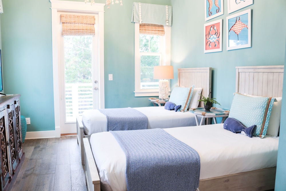 Serenity by the Sea by Avantstay Walk to Beach Pool Access