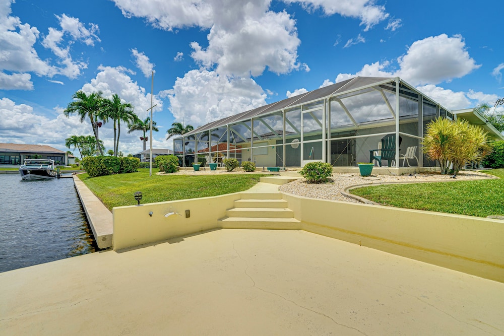 Cape Coral Gem: Patio, Pool & Boat Slip