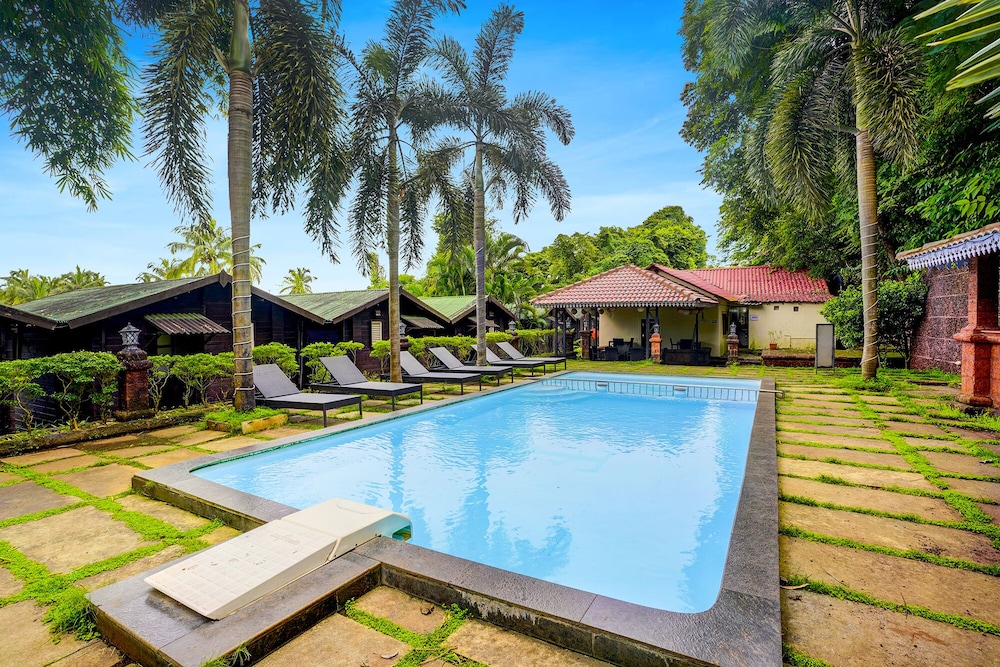 Fabhotel Tranquility Cottage Resort