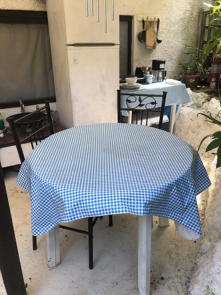 Barbados Chi Guest House