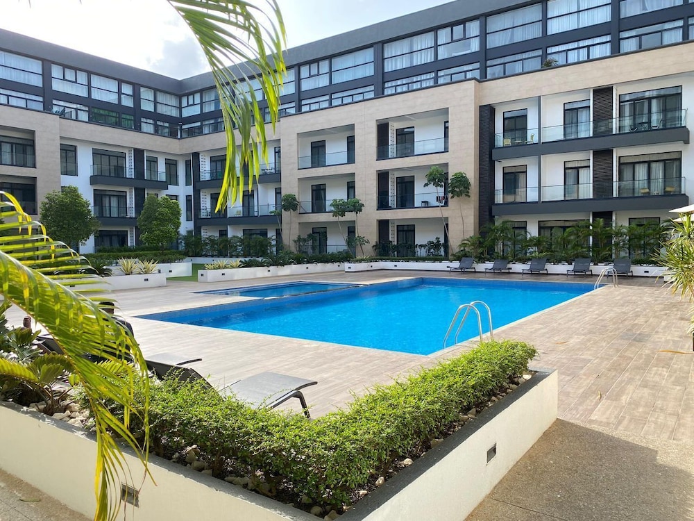 Meraki Homes at Embassy Gardens