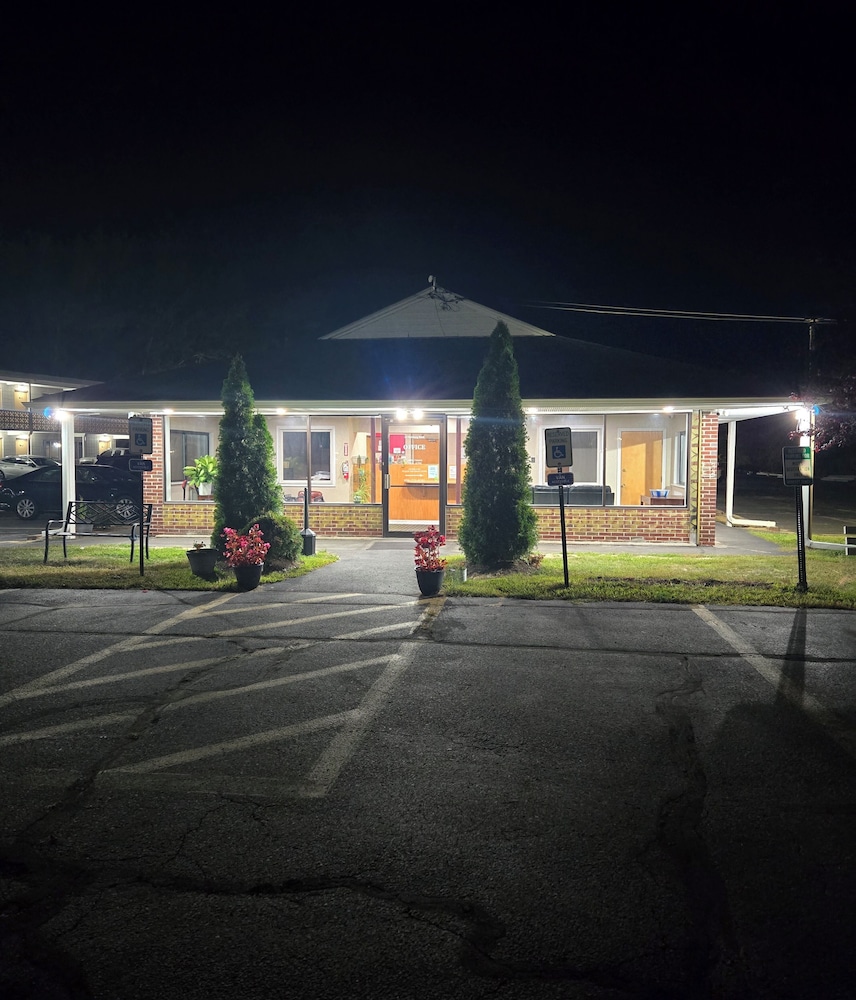 Nashoba Valley Inn & Suites
