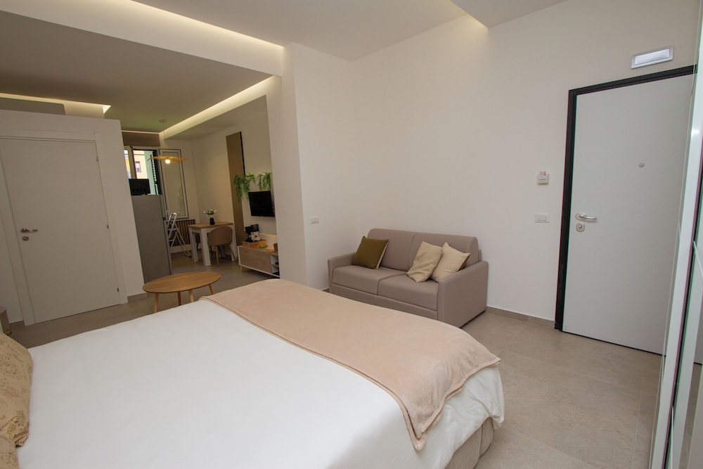Suites Domus Fysi