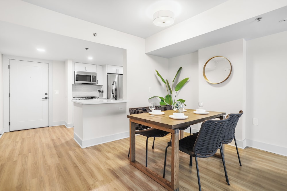 Well Appointed Apartments W Full Comfort