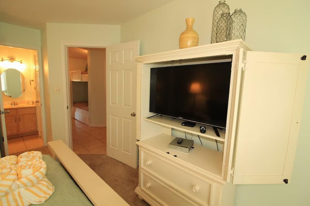 Seascape Lakefront Villas 124