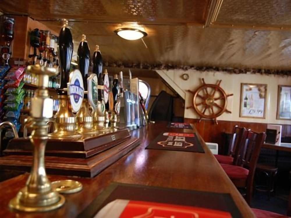 Fisherman's Tavern Hotel - Inn by Greene King Inns