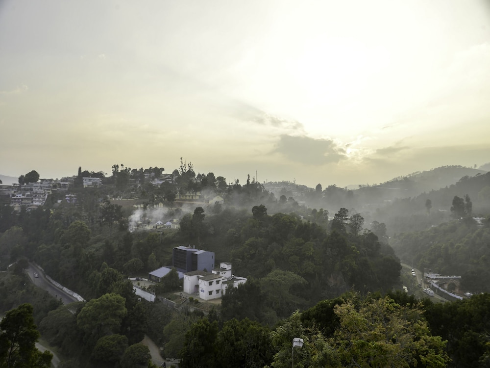 OYO 28641 Vijaya Deepa Guest House view 3