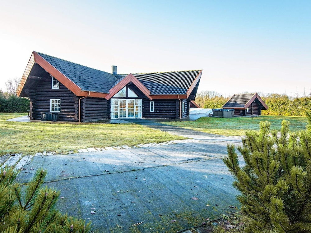 18 Person Holiday Home in Ansager view 4