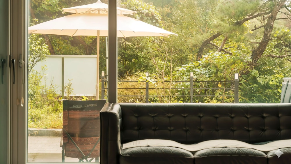 Gyeongju Sky Flower Astro Pool Villa