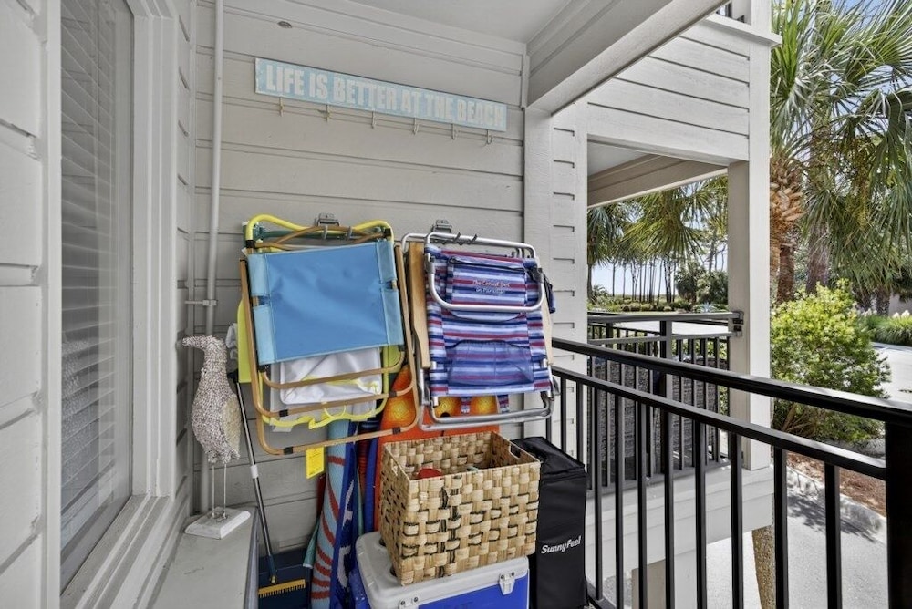 South End - 180 Sea Side Villas 1 Bedroom Condo