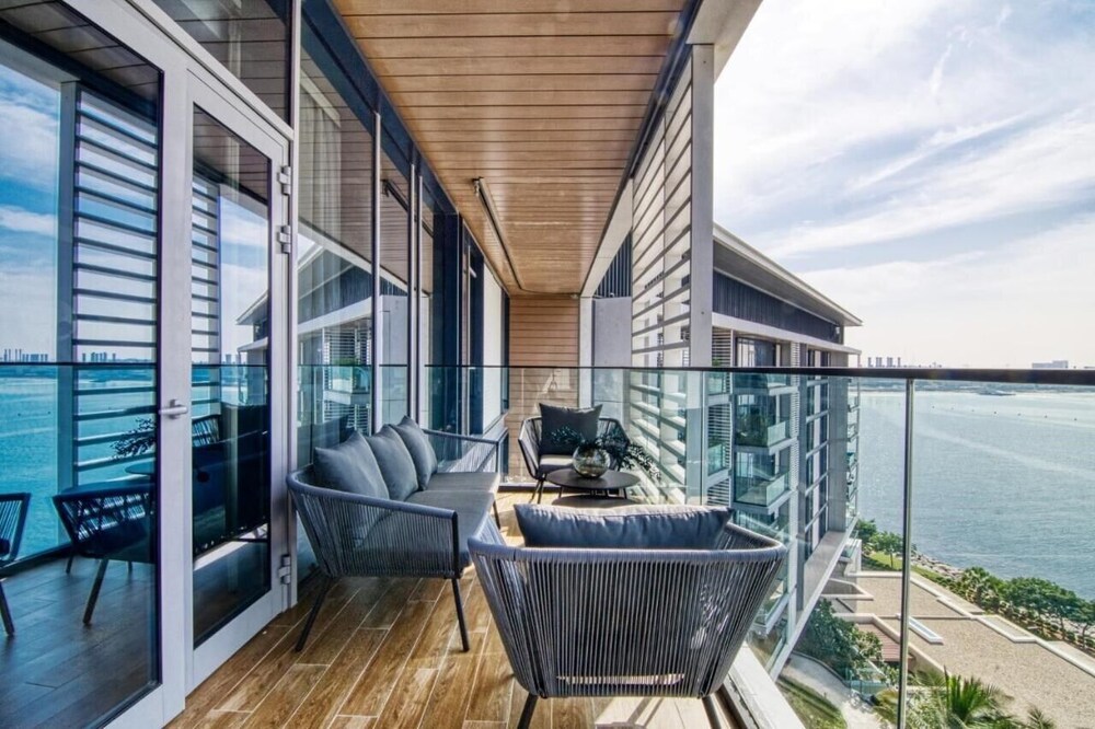 Sea View 2BR Bluewaters — balance & terrace