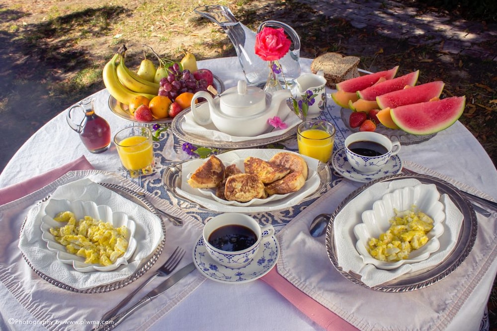 Cliff Crest Bed & Breakfast