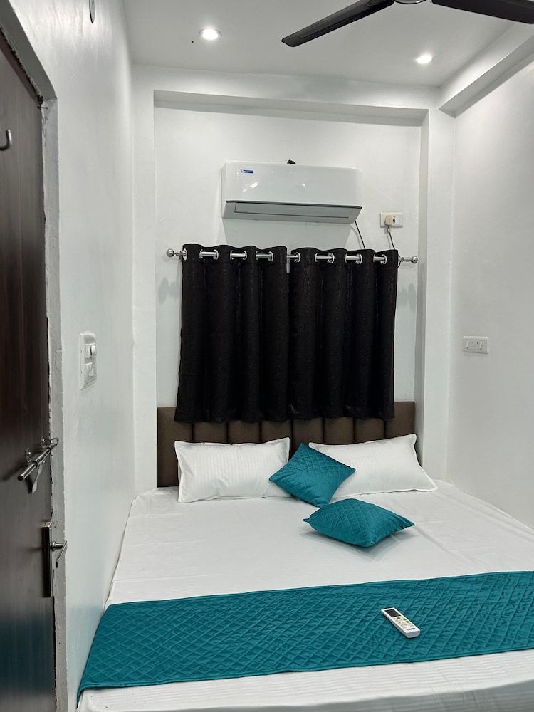 Shree Gomukh Residency