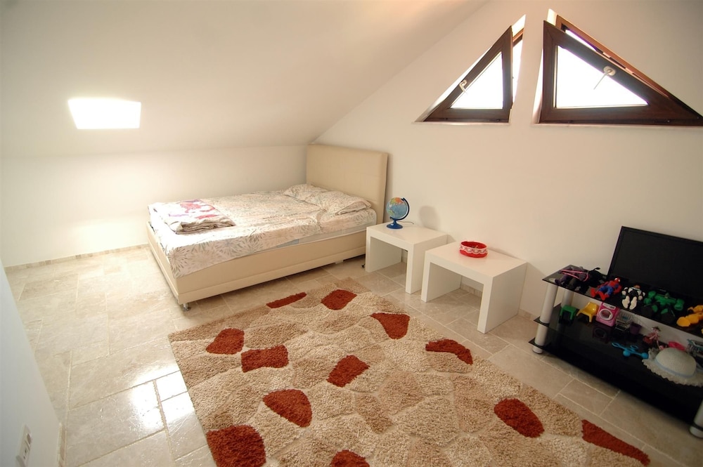 Belek Lgt Villa 2 by Belek Rental