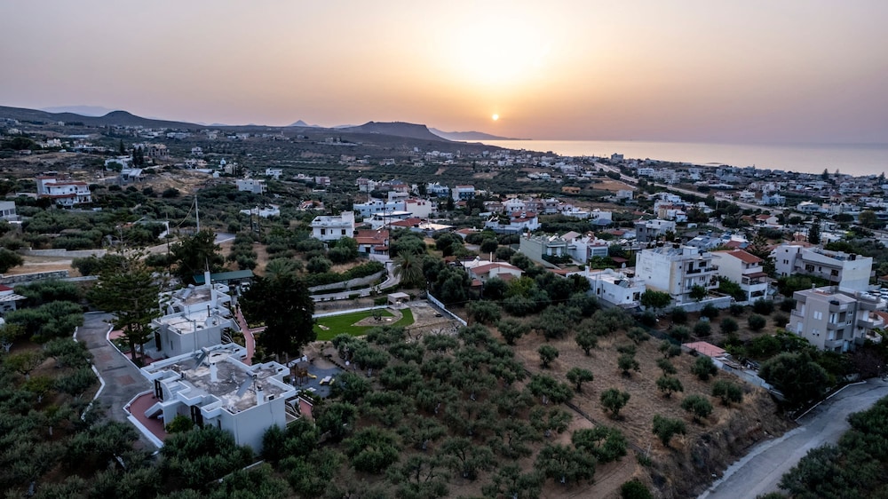 Seaside Gem Near Heraklion Villa Maro III Getaway