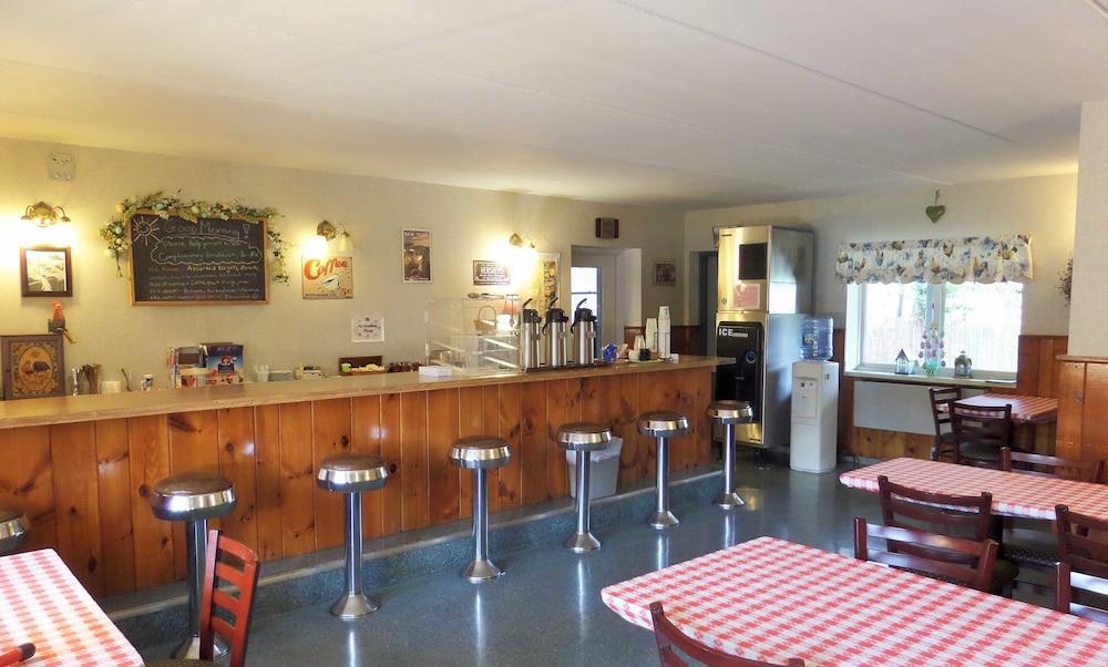 Roosevelt Inn of Hyde Park - Property Image 6