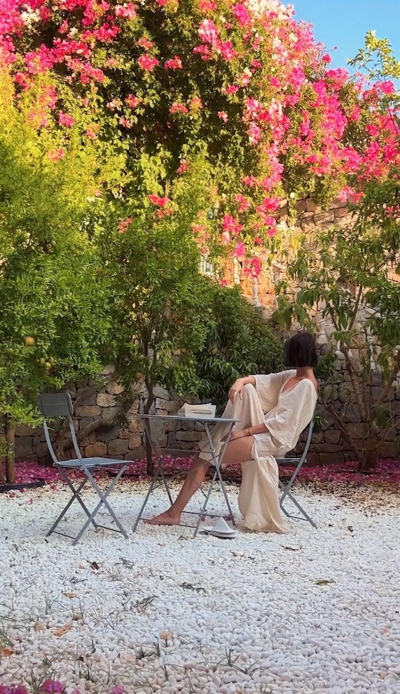 Perle House - Image 47