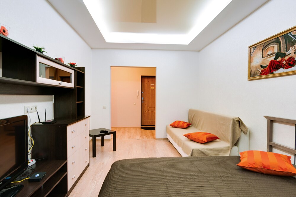 Aura Apartments