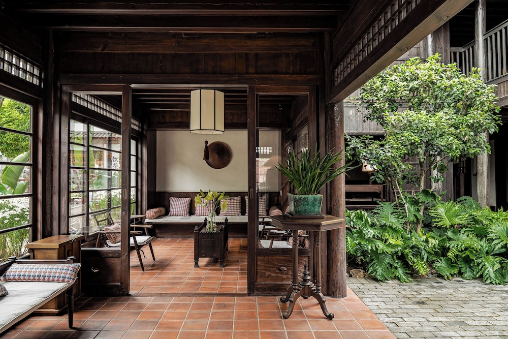 Lijiang Old Town  Lanshe hotel
