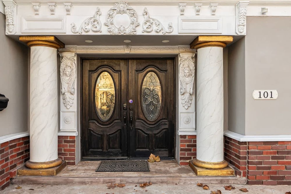 Stunning House wt 6Br 5bth SJ