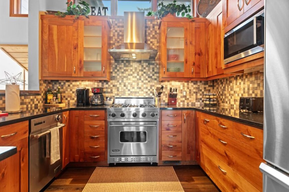 107 - Three Bedroom with Spa Ridgepoint 3 Condo