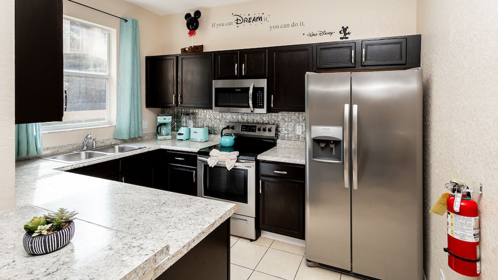 Dreamscape Villa at Regal Palms - Image 3