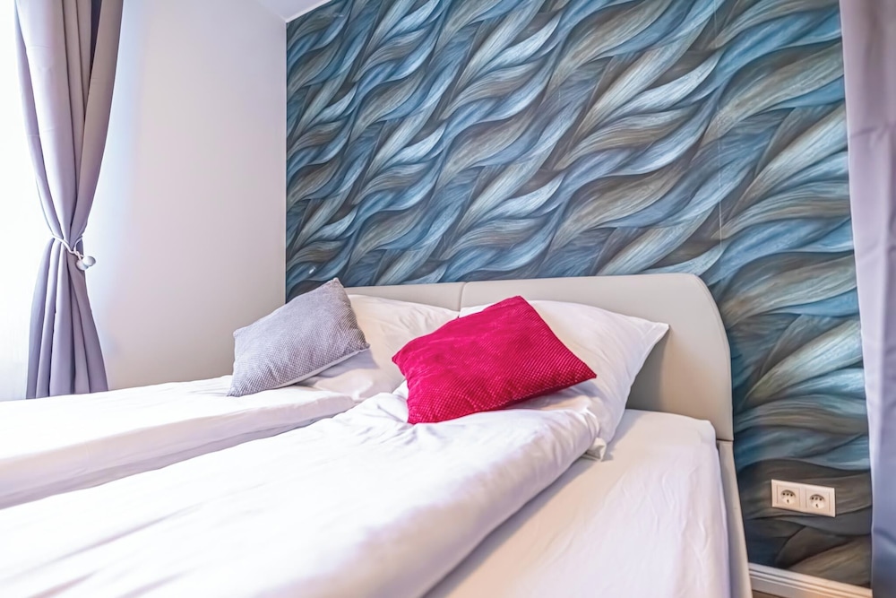 Comfy 1BR 1LR Apt Donaustadt Zones