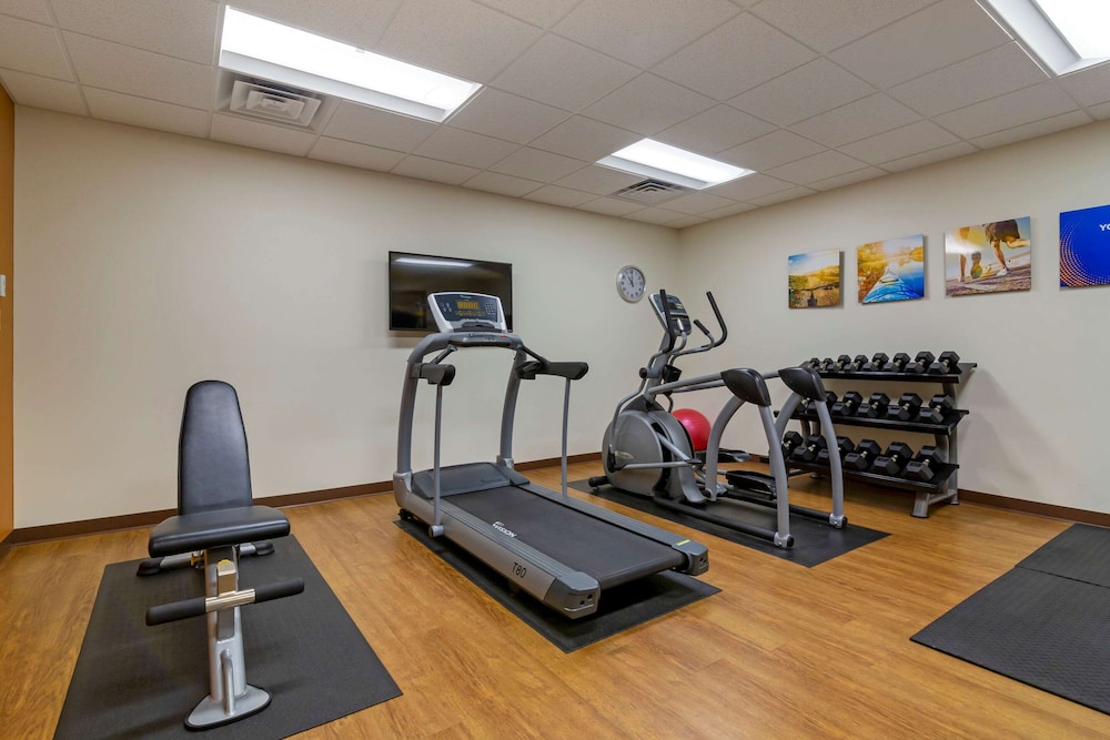 Comfort Inn & Suites Mandan - Bismarck