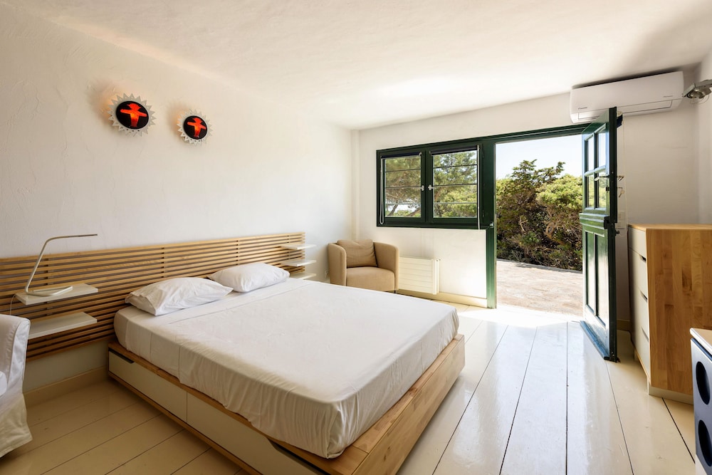 Traditional Villa 5 Mins on Foot From the Beach view 3
