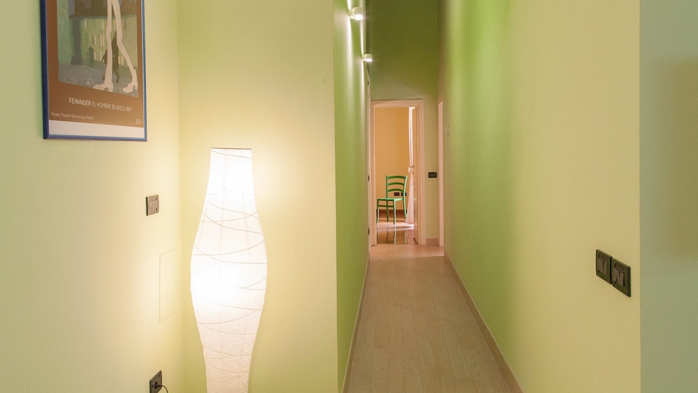 Rental in Rome Crociferi 2