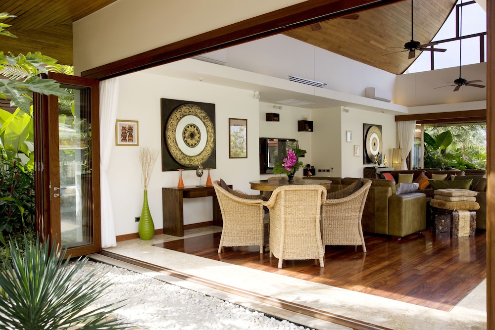 Villa Haineu view 5