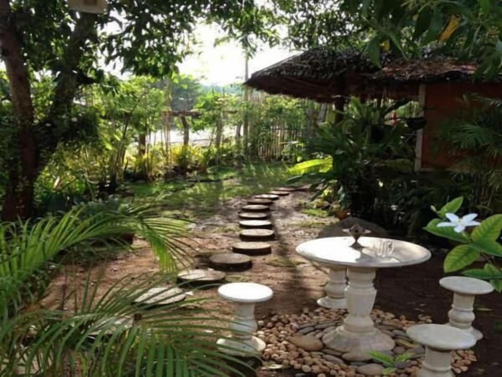 Villa Saturnina