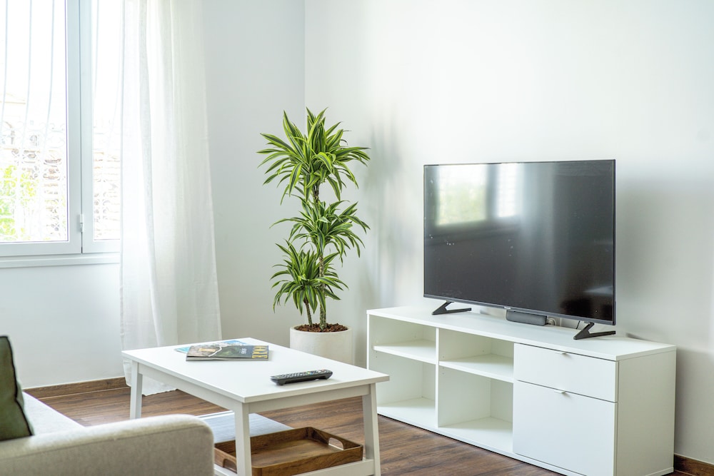 Superb flat in historic centre of Athens