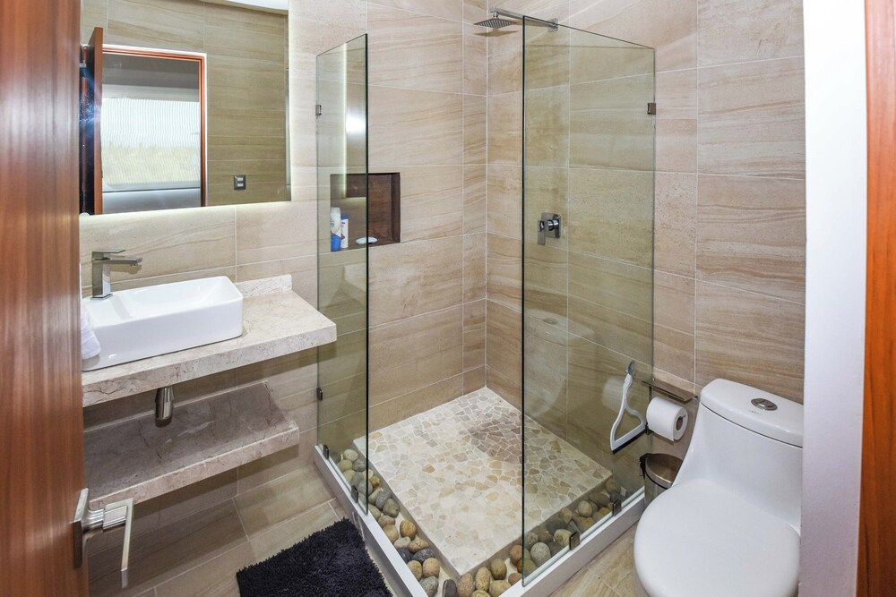 New Vidamar Apartment with Pool & Tennis