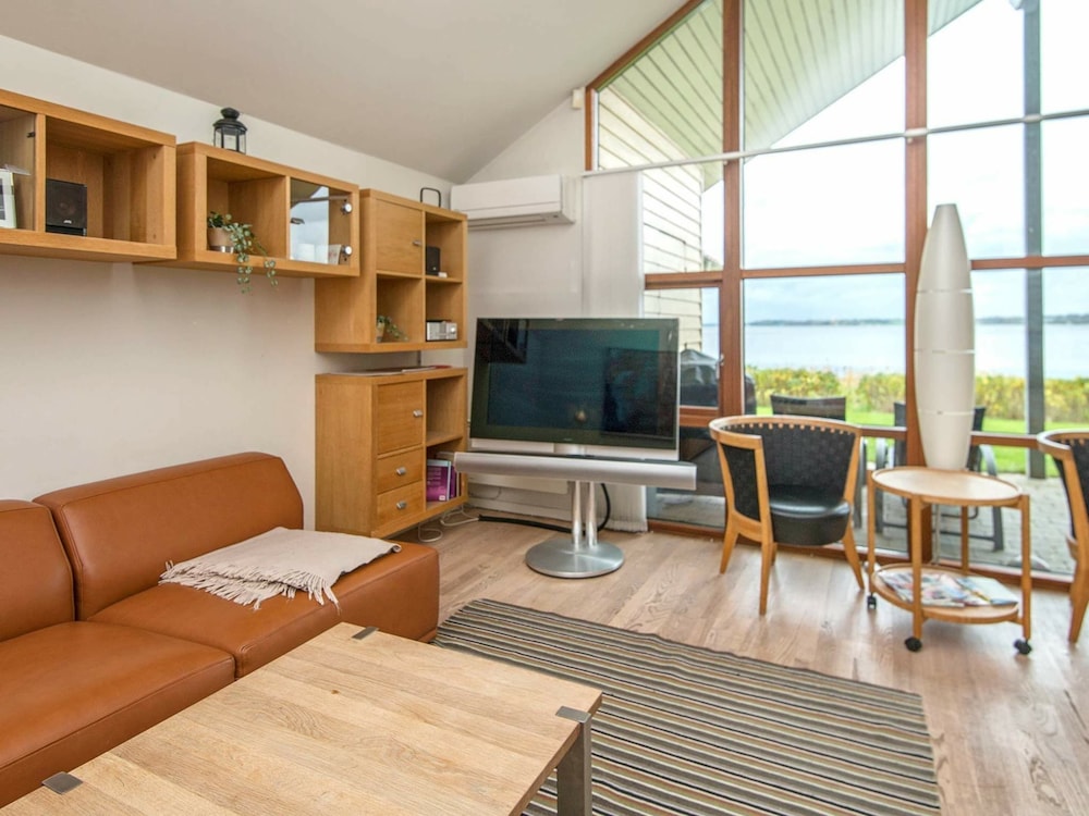 6 Person Holiday Home in Egernsund-by Traum view 3