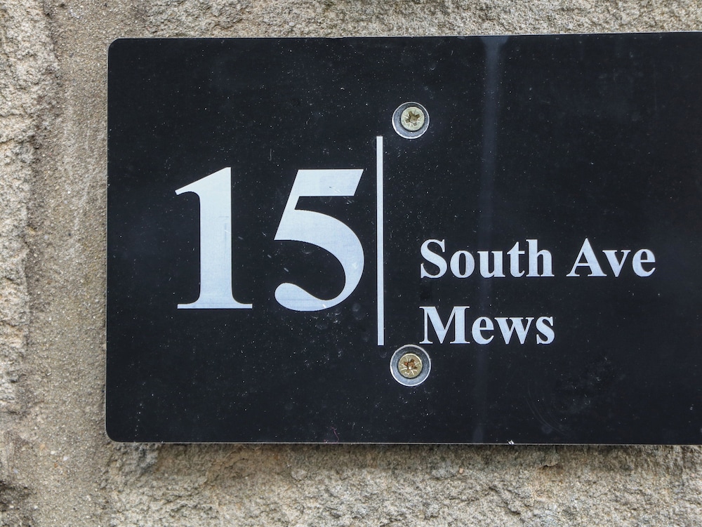 15 South Avenue Mews