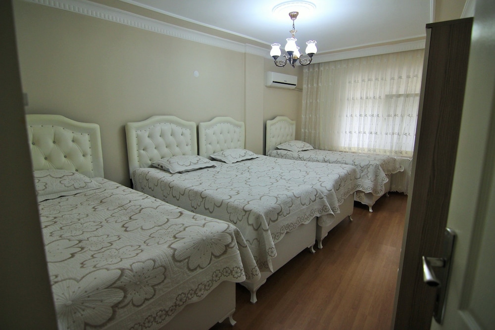 Yılmaz Apart