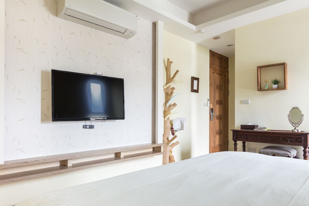 Jhongshan Building B&B