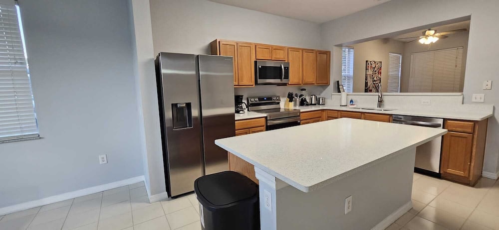 Shv1165ha - 3 Bedroom Townhome In Paradise Cay, Sleeps Up To 6, Just 4 Miles To Disney