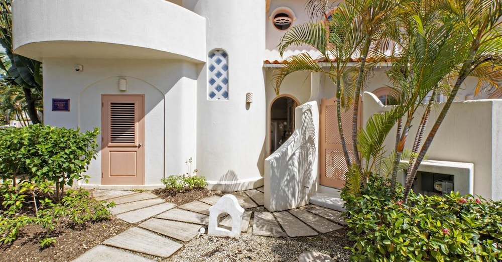 Sugar Hill, Coconut Shell by Barbados Sotheby's International Realty